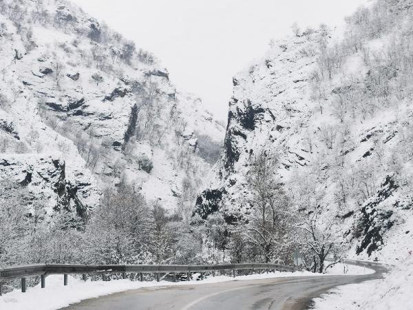 Tunceli'de 184 köy yolu kardan kapandı