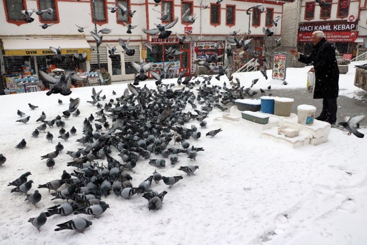 Yozgat’ta kar yağışı etkili oldu