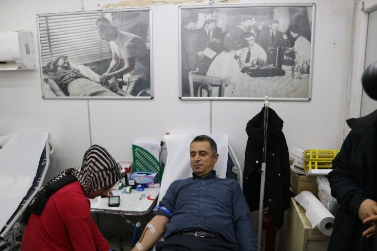 Kaymakam Yüksel, vatandaşlara sağlıklı yaşam için kan bağışı çağrısında bulundu