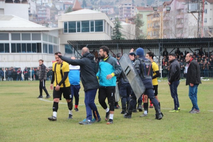Olaylı maç sonrası Vezirhansspor’a ceza yağdı