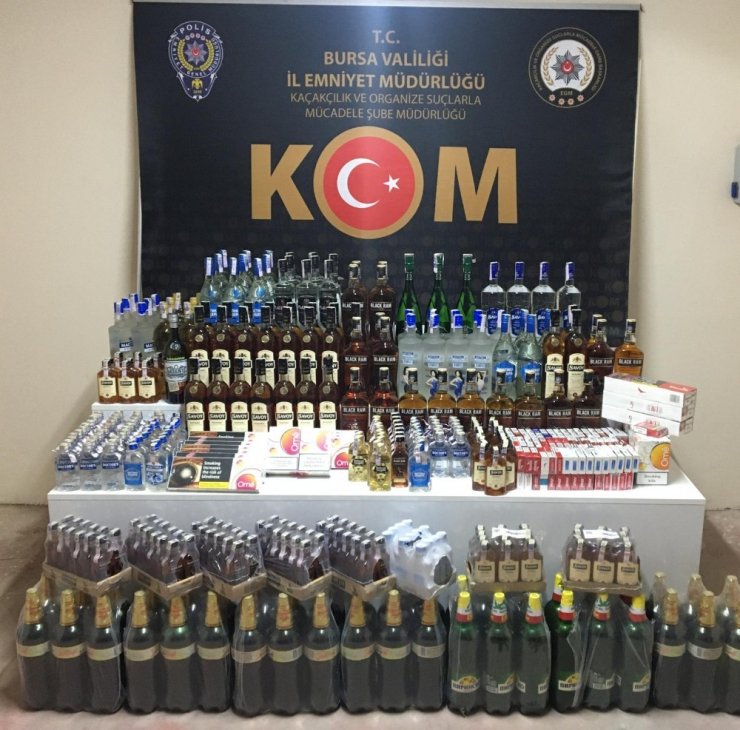 Bursa’da kaçak içki ve sigara operasyonu
