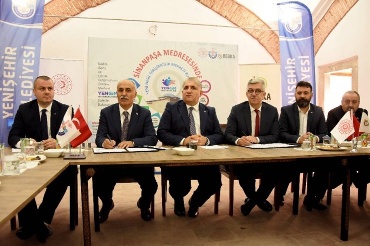 Sinanpaşa Medresesi Girişimcilik ve Yenilikçilik Merkezi protokolü imzalandı