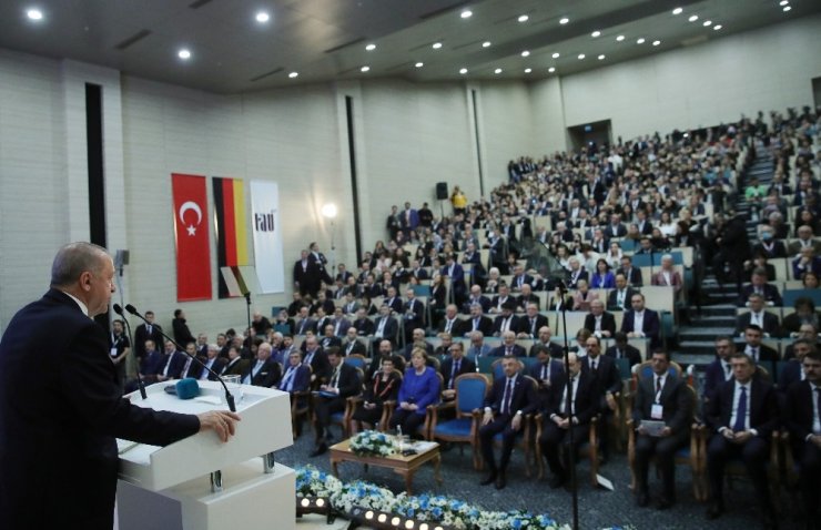 Cumhurbaşkanı Erdoğan: “Libyalı kardeşlerimizin zor zamanlarında yanlarında olmayı sürdüreceğiz”