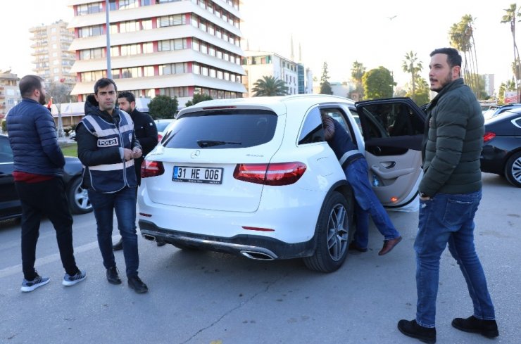 Adana’da 2 bin 77 polisle asayiş uygulaması