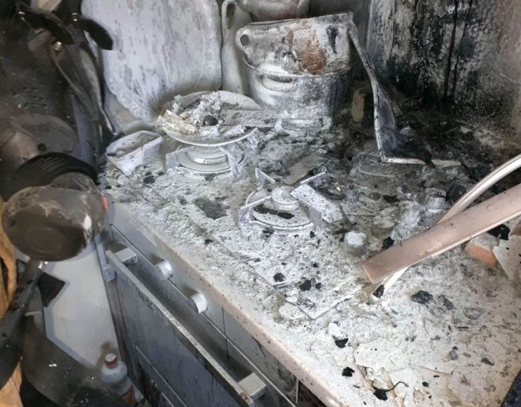 Edremit’te mutfakta yangın çıktı
