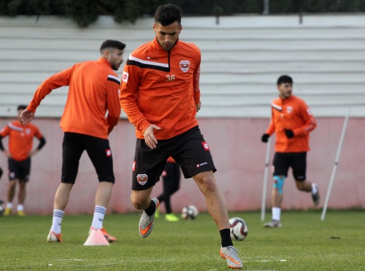 Adanaspor’da Osmanlıspor maçı hazırlıkları sürüyor