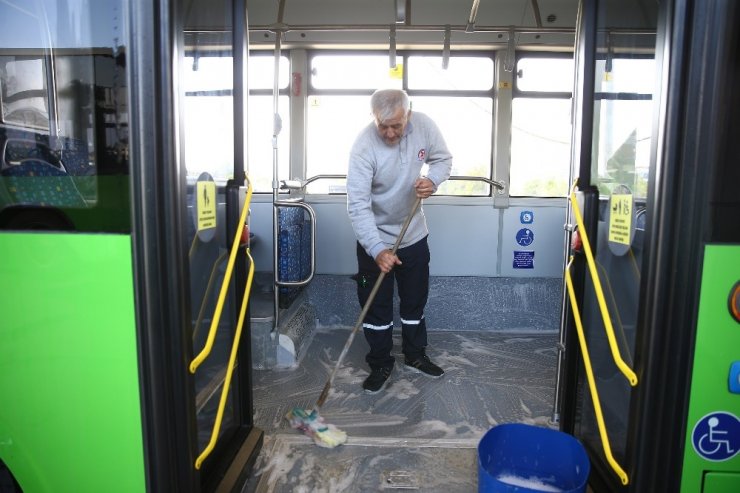 Denizli Büyükşehir otobüsleri 365 gün temizleniyor