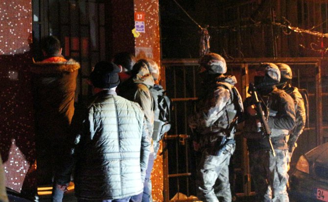 İstanbul'da uyuşturucu operasyonu: 74 gözaltı