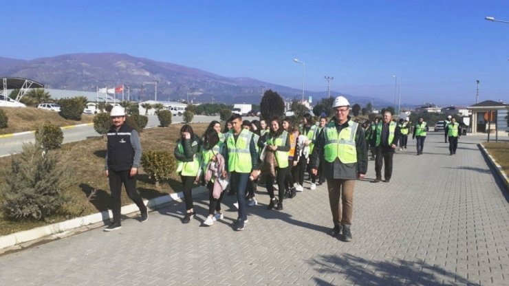 Dedikoduya değil, gözlerine inanmak için gezi düzenlediler