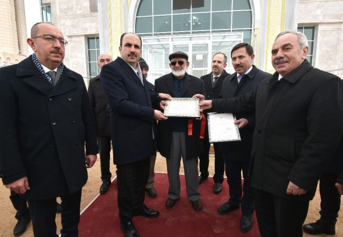 Konya’da Aziz Mahmut Hüdai Camisi açıldı