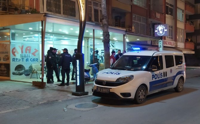 Berber dükkanına silahlı saldırı: 1 ölü