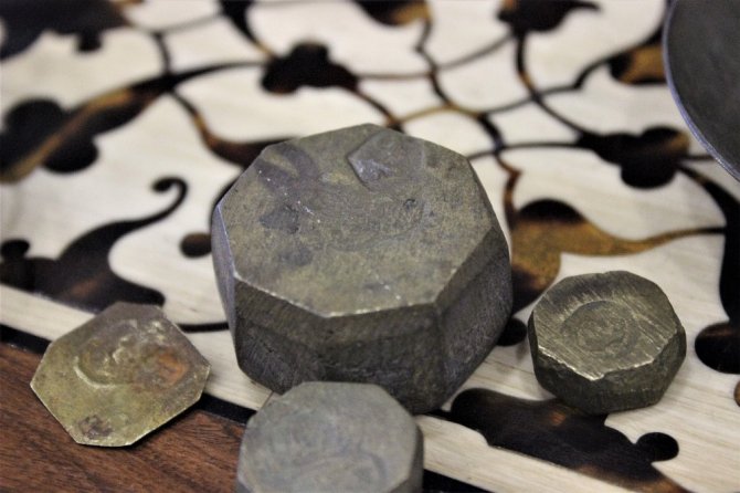 Padişahlar için kullanılan 160 yıllık antika teraziye müşteri aranıyor