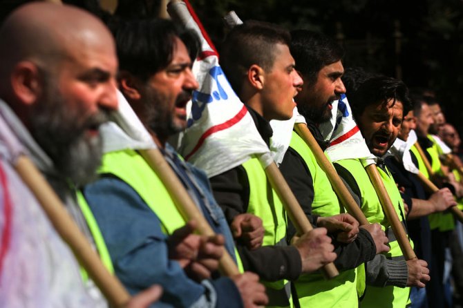 Atina’da toplu taşıma çalışanları emeklilik reformu grevinde