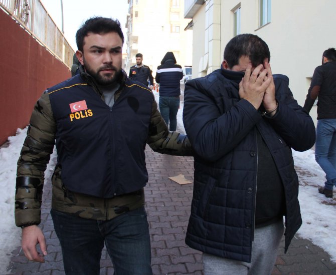 Kayseri'de insan kaçakçılarına operasyon
