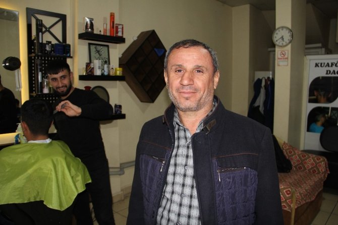 Diyarbakır’da berber dükkanına silahlı saldırı, iş yeri sahibi dışarı çıkamıyor