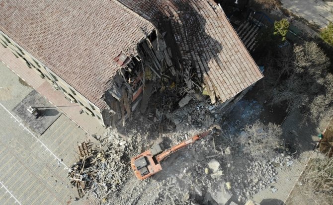 Elazığ’da 920 binanın yıkımı tamamlandı