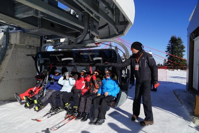 Batı Karadeniz’in en uzun kayak pisti Ilgaz Yurduntepe’ye ilgi arttı