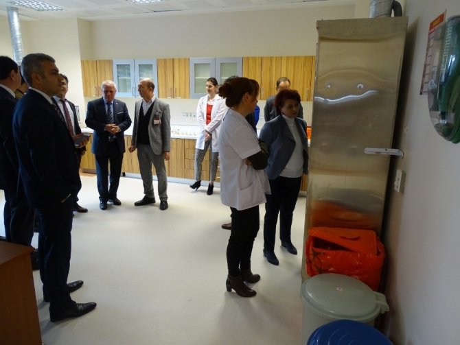 Soma’da patoloji laboratuvarı açıldı