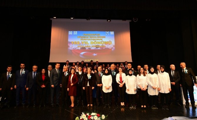 Trabzon’un 102. kurtuluş yıl dönümü çeşitli etkinliklerle kutlandı