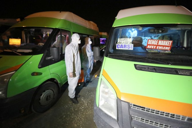 Van'da toplu taşıma araçlarında 'koronavirüs' ilaçlaması 