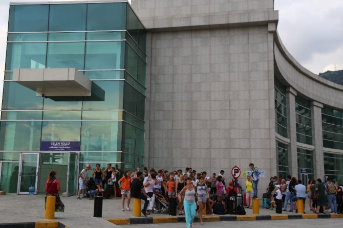 Sarp Sınır Kapısı’ndan 2019 yılında 6 milyon 796 bin 726 yolcu giriş-çıkış yaptı