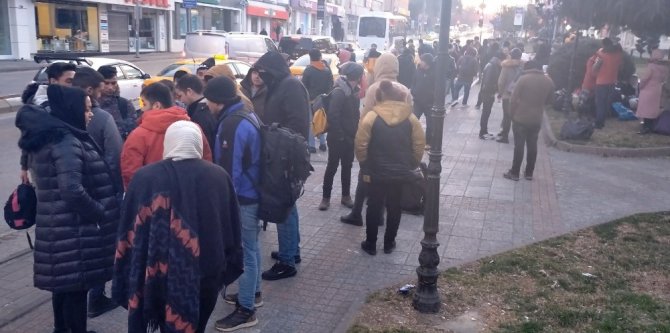 Göçmenler Edirne’ye akın ediyor