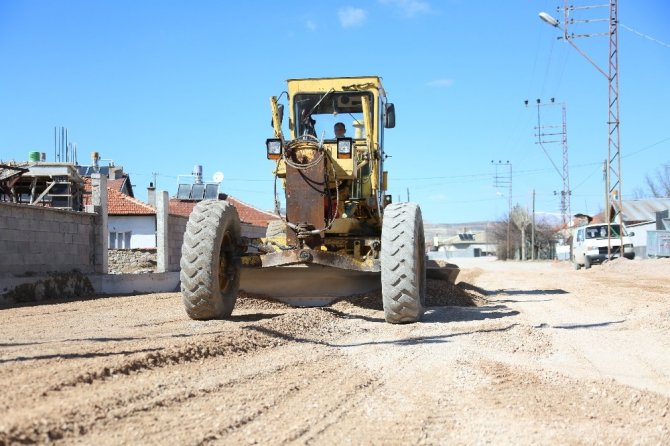 Meram Belediyesi yeni asfalt sezonuna hızlı başladı