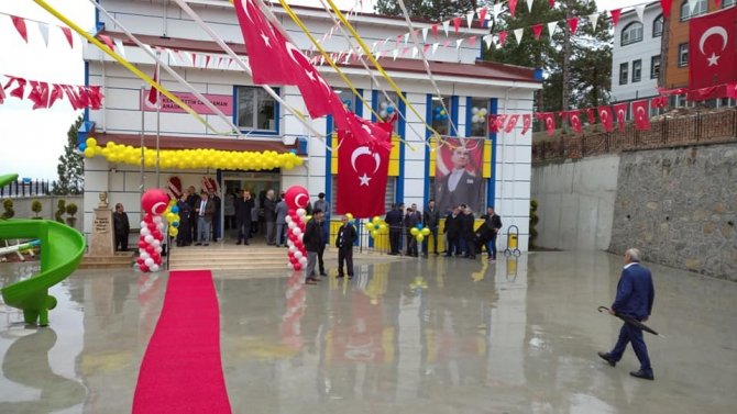 Vali Bektaş, Kemalettin Can Yaman Anaokulu’nun açılışını yaptı