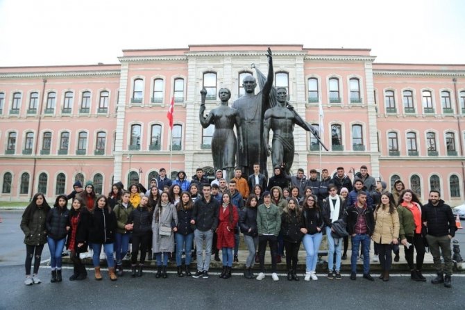 Tuncelili 2 bin 719 öğrenci Türkiye’yi gezdi