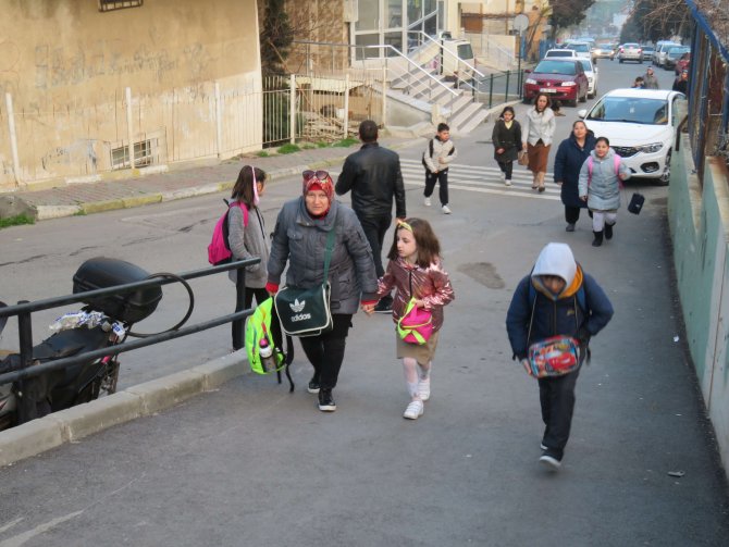 Koronavirüs tatili öncesi İstanbul'daki okullarda bugün