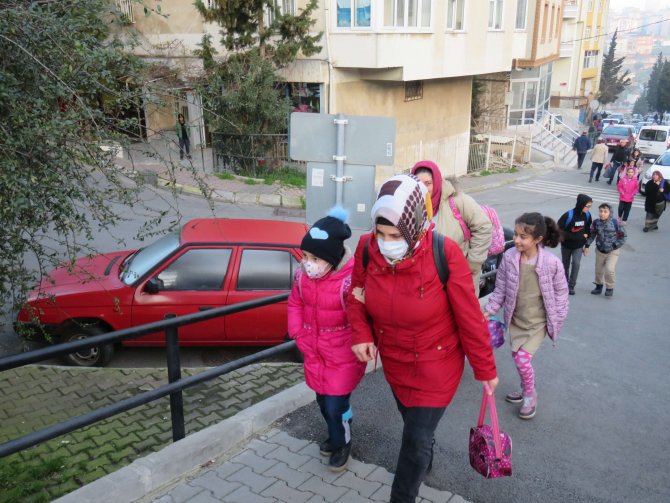 Koronavirüs tatili öncesi İstanbul'daki okullarda bugün