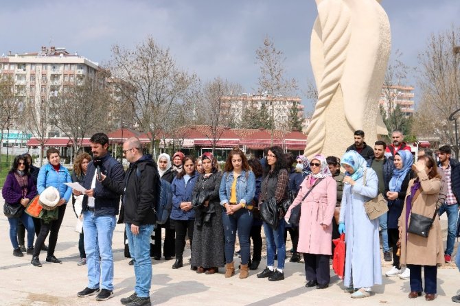 Usta öğreticiler eğitime verilen arada ücretlerinin kesilmemesi çağrısında bulundu