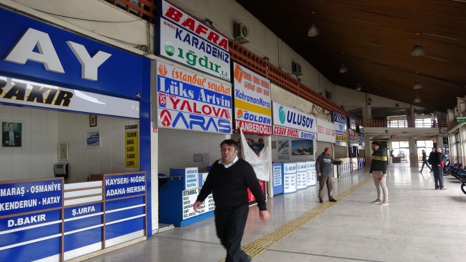 Trabzon'da seferler durdu, firmalar kepenk indirdi