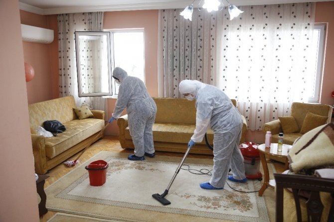 65 yaş üstü bireylerin evine bakım ve temizlik hizmeti