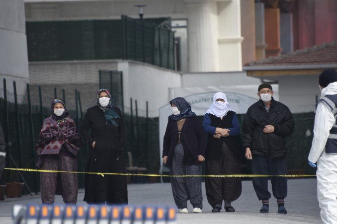Konya'da karantinaya alınmışlardı...Koronavirüs şüphelileri hastaneye kaldırıldı