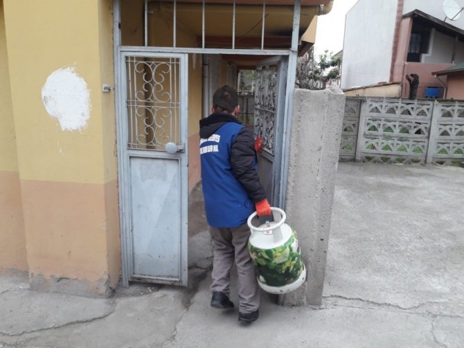 Serdivan Belediyesi’nden ihtiyaç sahiplerine yardım eli