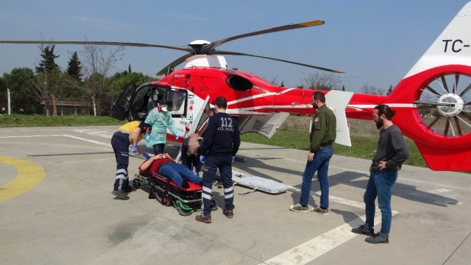 Patpat kazasında yaralanan genç ambulans helikopterle hastaneye kaldırıldı