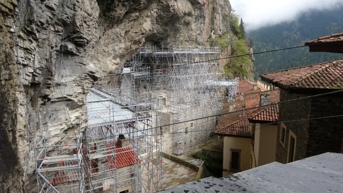 Sümela Manastırı’ndaki restorasyon çalışmalarına Korona engeli
