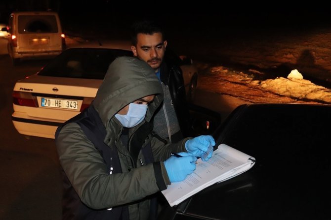 Karaman polisi, Mersin ve Konya’ya giden sürücüleri yasak konusunda uyardı
