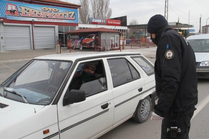 Beyşehir’de araçların giriş çıkışlarına izin verilmiyor