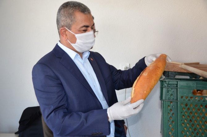 Koçarlı Menderes’in ilk ekmeğini Başkan Kaplan eliyle yaptı