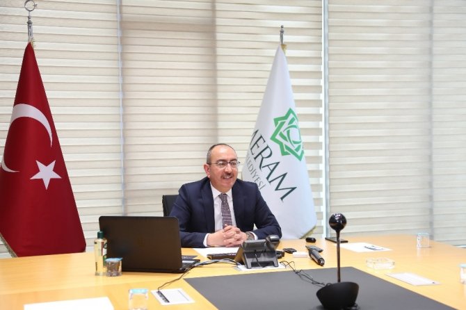 Başkan Kavuş, Korona virüs tedbirlerini video konferansla meclis üyelerine anlattı