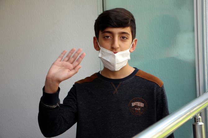 14 yaşındaki Fatih, koronavirüsü yendi