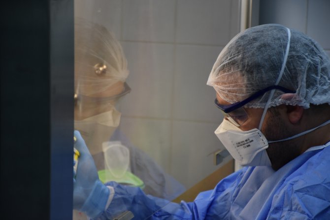 Türkiye'de immün plazma tedavisinin ilk uygulandığı hasta, koronavirüsü yendi