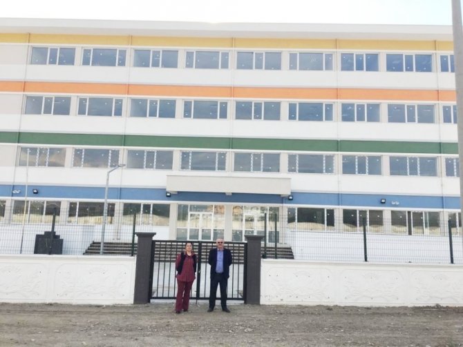 Burhaniye’de imam hatip lisesi inşaatı tamamlandı