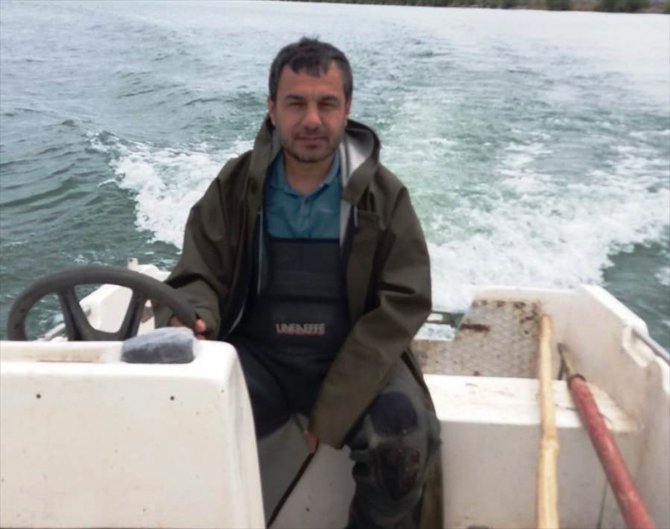 Seydişehir'de Suğla Gölü'ndeki balıklar denetimlerle korunuyor