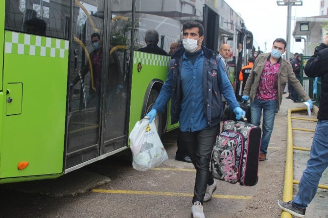 İngiltere’den döndükten sonra Kocaeli’de karantinaya alınan 342 kişi tahliye edildi