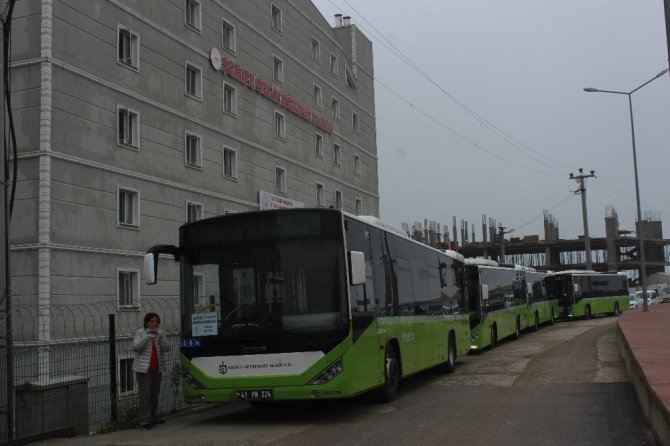 İngiltere’den döndükten sonra Kocaeli’de karantinaya alınan 342 kişi tahliye edildi