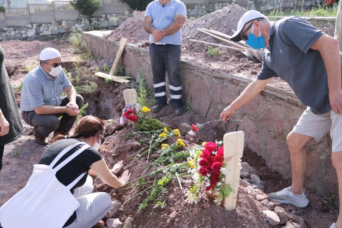 Türkiye'nin ilk kadın yönetmenlerinden Sunar Kural Aytuna yaşamını yitirdi