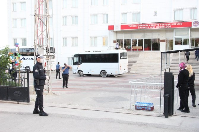 KKTC’den gelen 288 kişi, Karaman’da karantinaya alındı